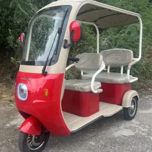 Електрическа триместна триколка MaxMotors Golf Red 2025г