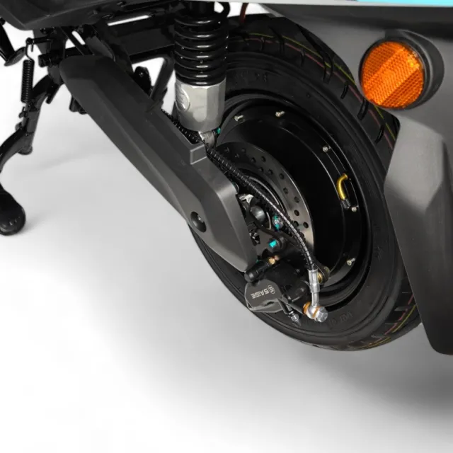 Електрически скутер MaxMotors Agent 007 2000W - Image 10