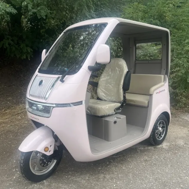 Електрическа триколка триместна MaxMotors Luxury BUS Ivory - Image 3