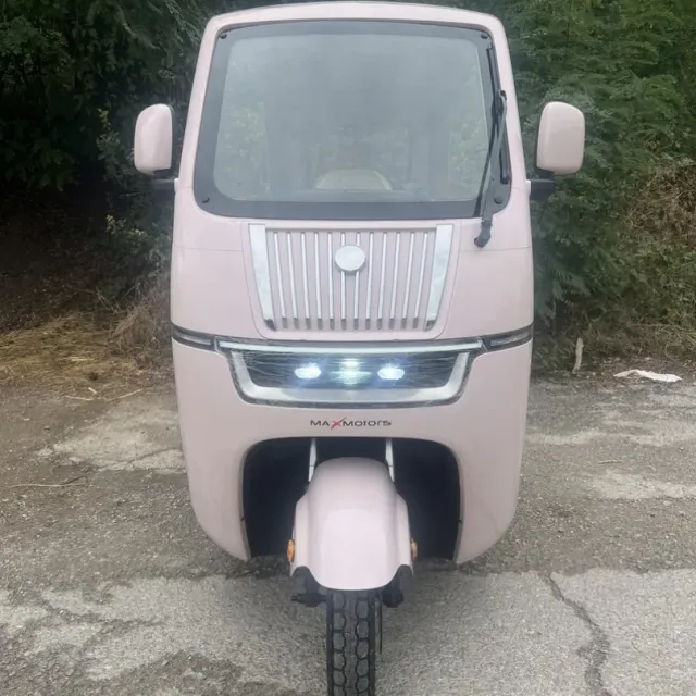 Електрическа триколка триместна MaxMotors Luxury BUS Ivory - Image 5