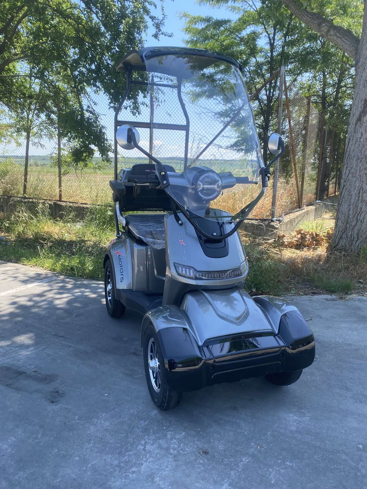 Електрическа четириколка Maxmotors 1500W FM4 сива с покрив - Image 4