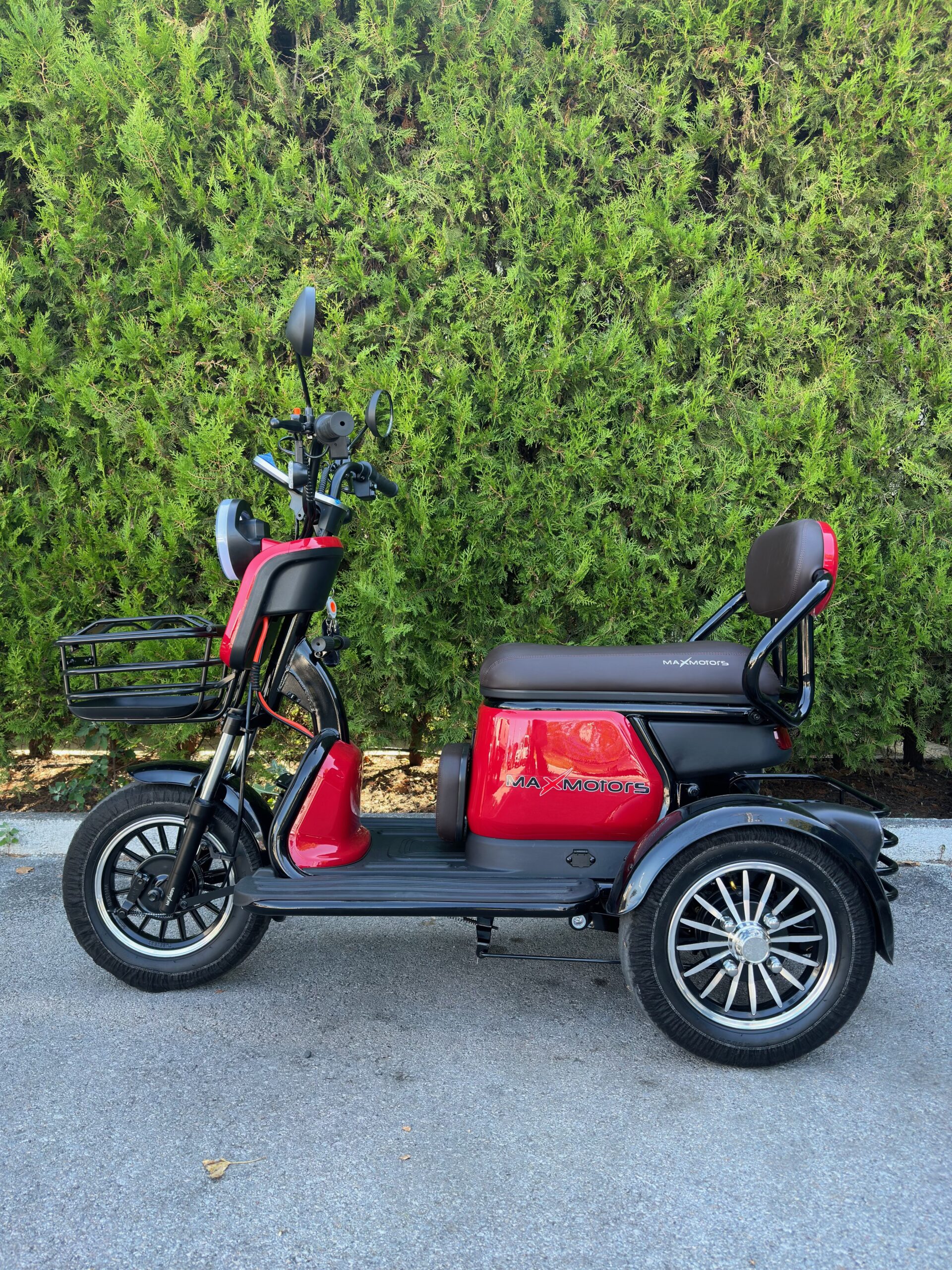 Двуместна електрическа триколка MaxMotors Grand Pudding 2000W 60V-25Ah Red - Image 4